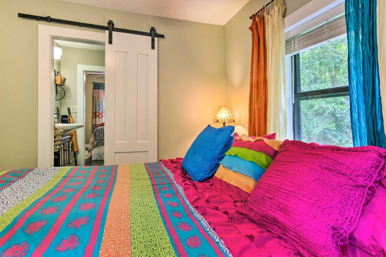 הנדרסונוויל Shaw Creek Cottage With Fire Pit And Forest Views מראה חיצוני תמונה